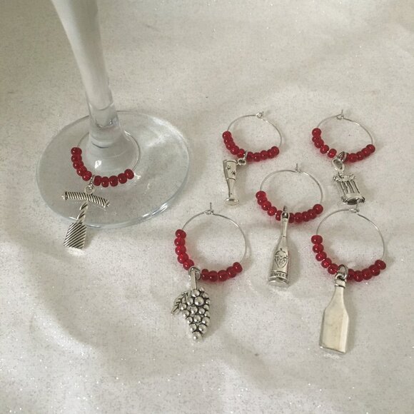 Wine Glass markers - 6 Drink Markers with Charms - Picture 5 of 5